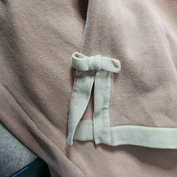 Pendleton Light Pink Women's Cardigan Sweater Set With Bow Accents - Picture 6 of 7